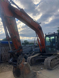 Гусеничный экскаватор с грейфером 10 м Хитачи-200